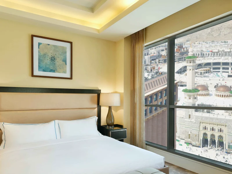 Royal Suite – 1 King Bed & 2 Double Bed