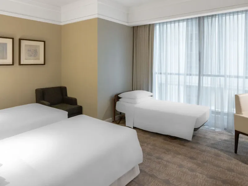 Standard Room – 3 Twin Bed