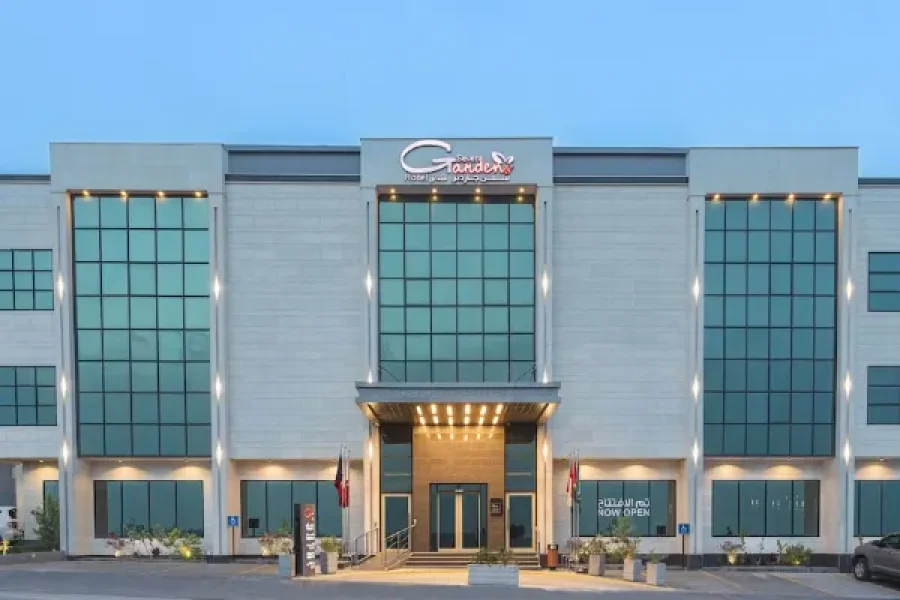 Seven Garden Hotel fron2