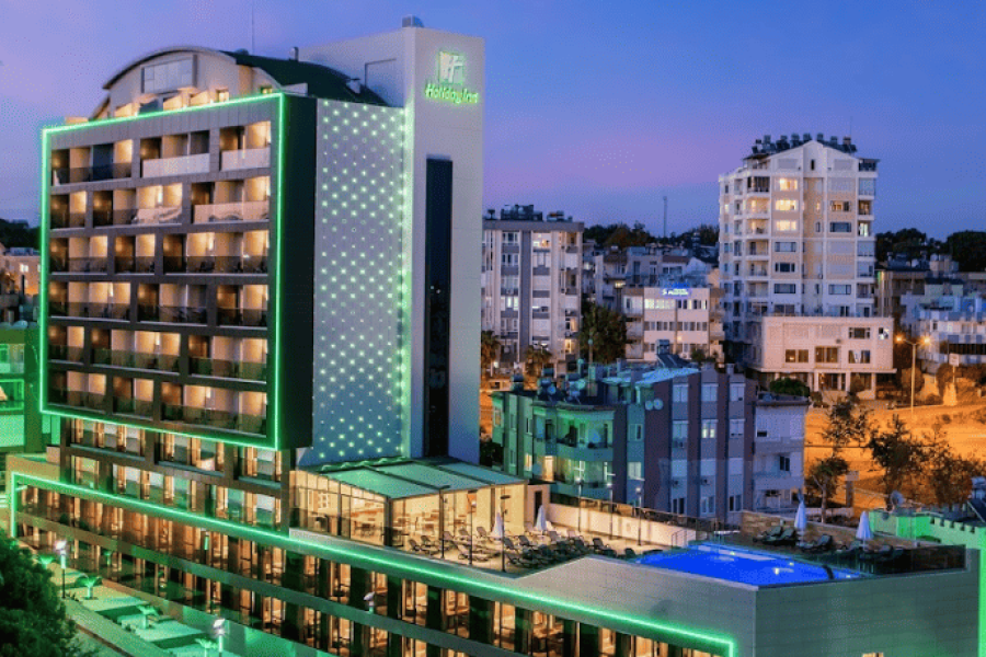 Holiday Inn Antalya - Mesarat Al Makhtalafa Co